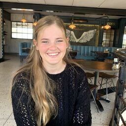 Profile picture of Erin R