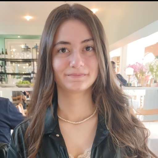 Profile picture of Zeynep K