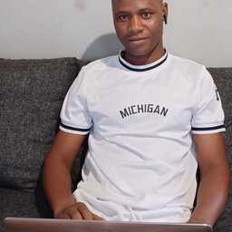 Profile picture of Luis M