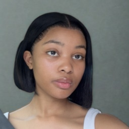 Profile picture of Milani V