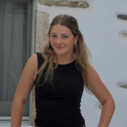 Profile picture of Thalisa J